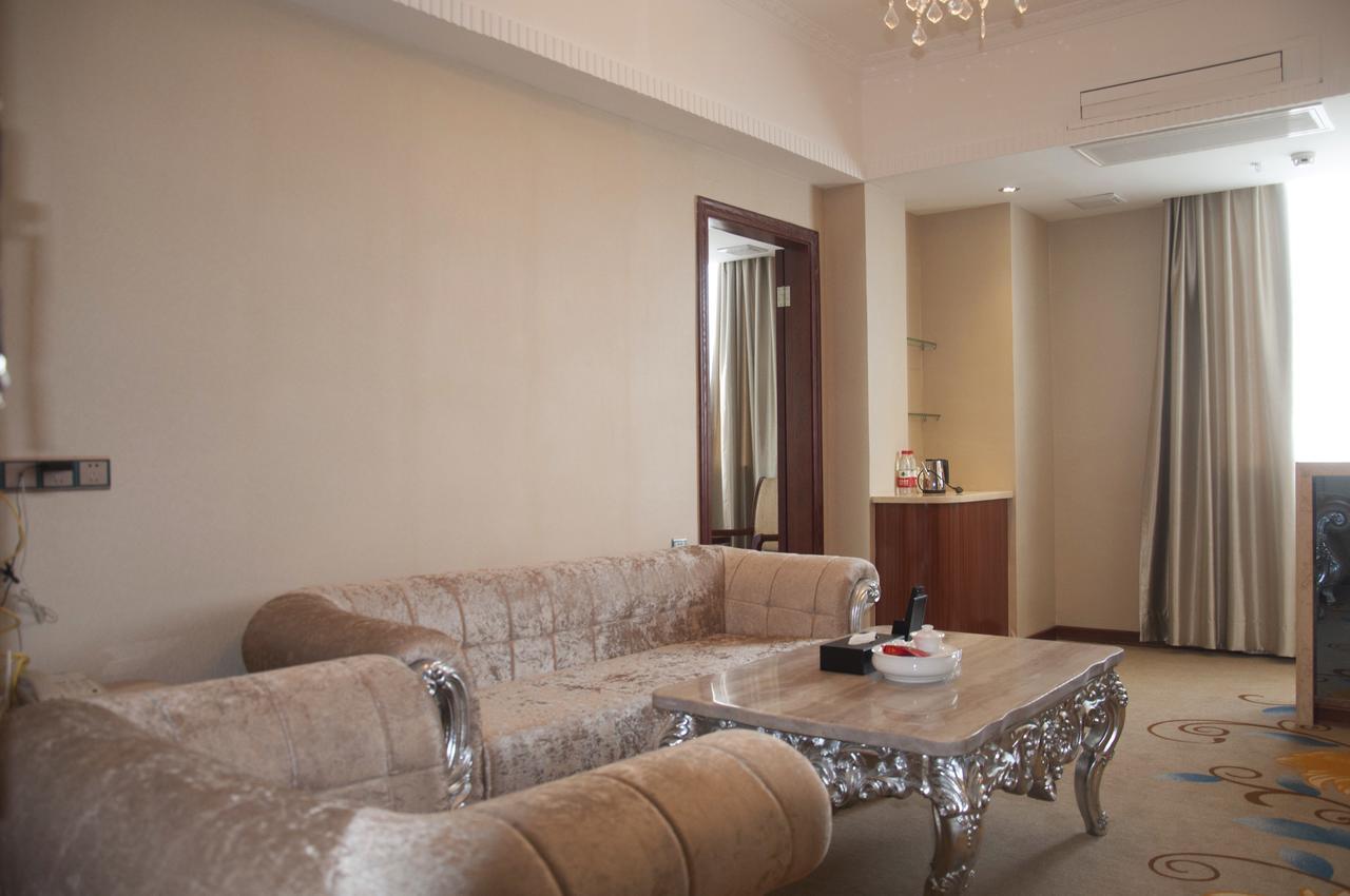 Shantou Jun Hua Hotel Exterior photo