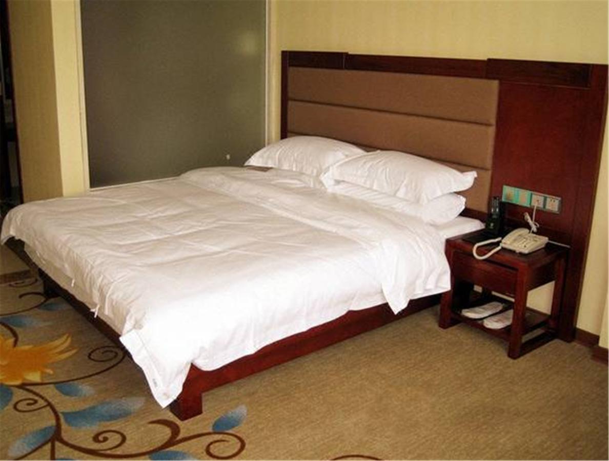 Shantou Jun Hua Hotel Exterior photo